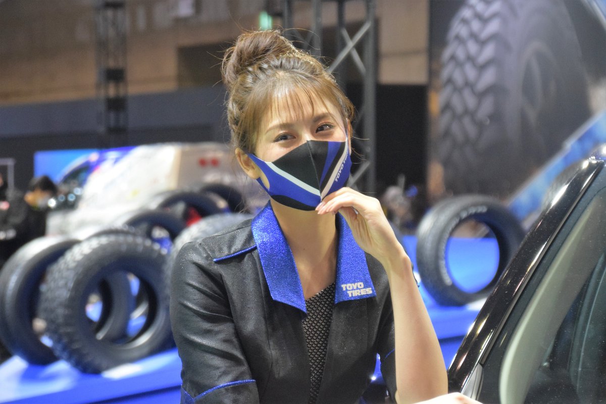 wisteria1981's tweet photo. 東京オートサロン2022より
TOYOTIREブースのゆりあさん。

撮影対応ありがとうございました。

#東京オートサロン 
#東京オートサロン2022
#TAS2022 
#TOYOTIRES https://t.co/UDCLMUKqTm