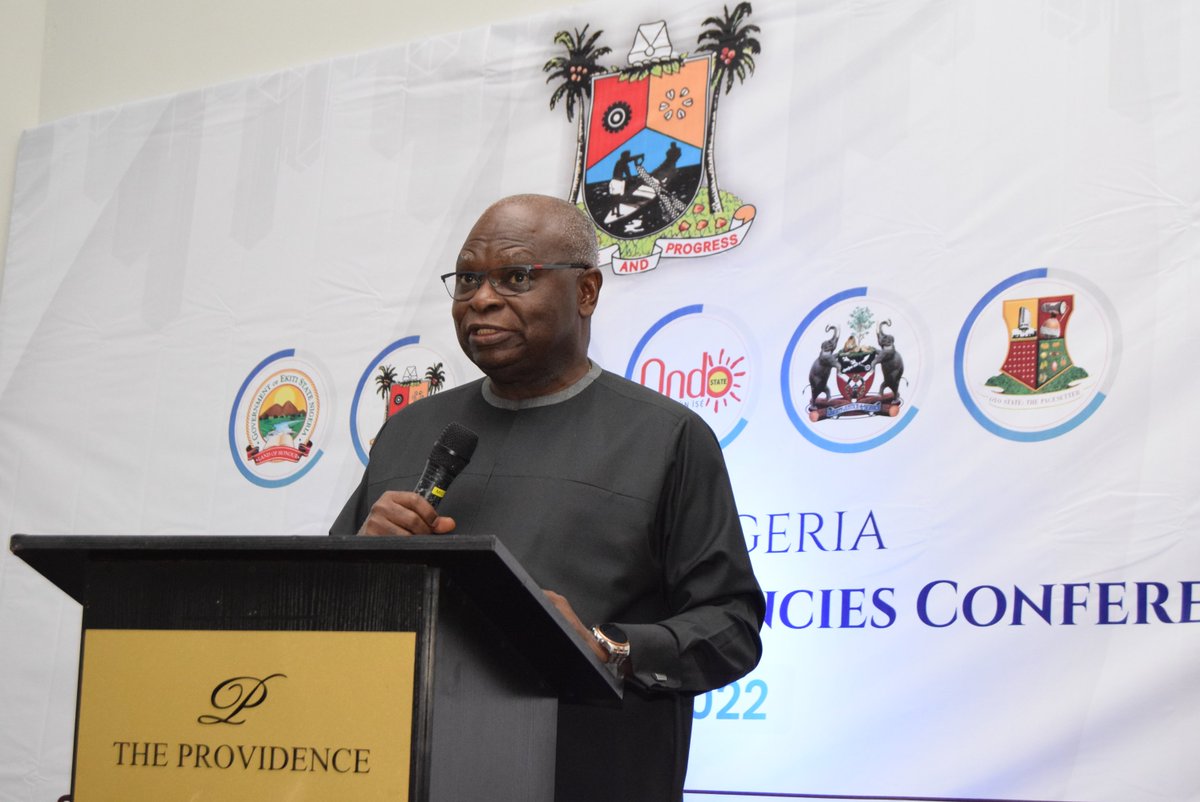 DAWNCommission's tweet photo. SOUTHWEST INVESTMENT PROMOTION AGENCY WORKSHOP 2022
The Chairman, Odu'a Investment Company, Dr. Segun AINA, delivering the KEYNOTE ADDRESS
#dawncommission
#southwestnigeria
#swipa1
#ipa1 https://t.co/KjWwDIVfvm