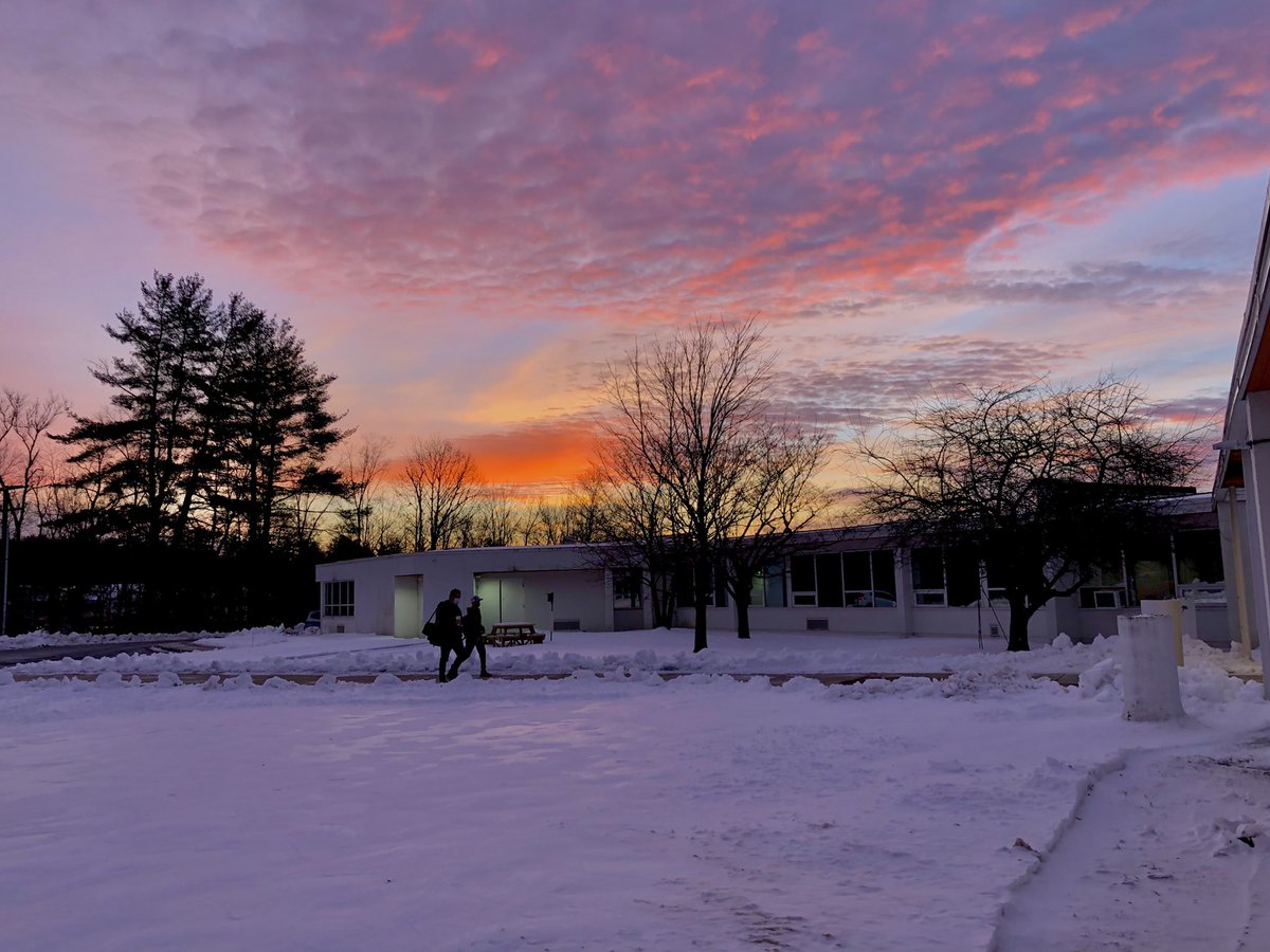 Cotton candy to start the day! Good morning from the northwest corner of Connecticut!!