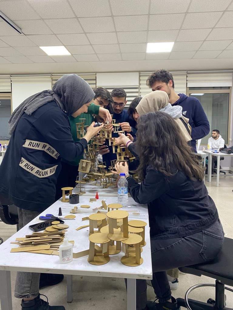 diplomaszimimar's tweet photo. 5 mimar 3 mühendis 1 temel tasarım küp maketi... https://t.co/G4E6BspxsP
