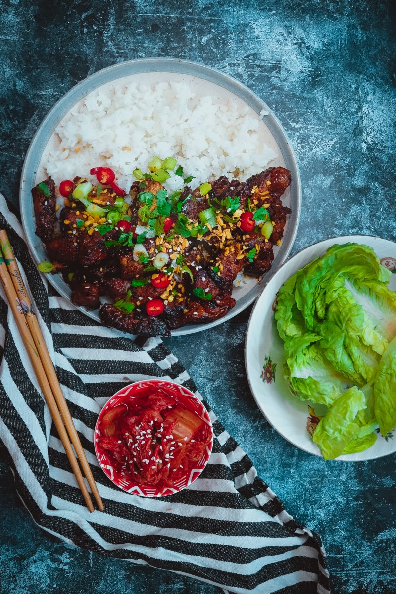 Porc_Blasus's tweet photo. #PorcWeek is coming and we're dreaming of these stunning Asian recipes created last year by @baoselecta, @Llioangharad, @simmie_v and Hangry Bear😍
Find the recipes to all 4 here and stay tuned👉https://t.co/tlPt05Oq8E
🥟Bao buns
🔥Char siu porc
♨️Porc bulgogi
🥢Stir-fried porc https://t.co/mugyUJNtjo