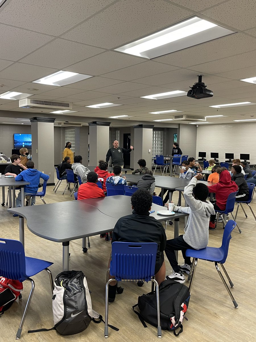 Big shout out to <a href="/jpudge11/">Jason Brewer</a> from <a href="/SHSSenators/">Sparkman High School</a> for speaking to our Man Up group at <a href="/SparkmanMiddle/">Sparkman Middle</a>   These young men learned about character and that you are never too big to do the small things. We would love to have more male mentors speak to our young future leaders. Hit me up!