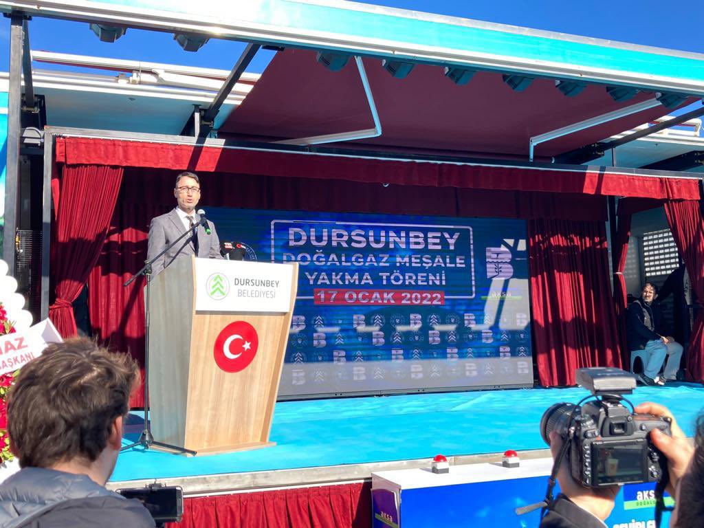 Balikesirgaz's tweet photo. 2021 yılında lisans alanımıza dahil edilen Dursunbey ilçemizde meşale yakma töreni gerçekleştirilmiştir. #herilçeyedoğalgaz #temizhava #sıcakyuva https://t.co/dywh8NCb3c
