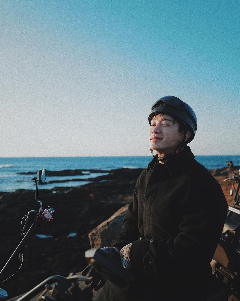WONHO_GLOBAL's tweet photo. [INSTAGRAM]

220120

🐰: It's pretty

🔗 https://t.co/lpjFXcEDod

#WONHO #원호 #ウォノ
#WENEE #하나
@official__wonho @official_WH_jp

(1/2) https://t.co/xM3EhG7hHw