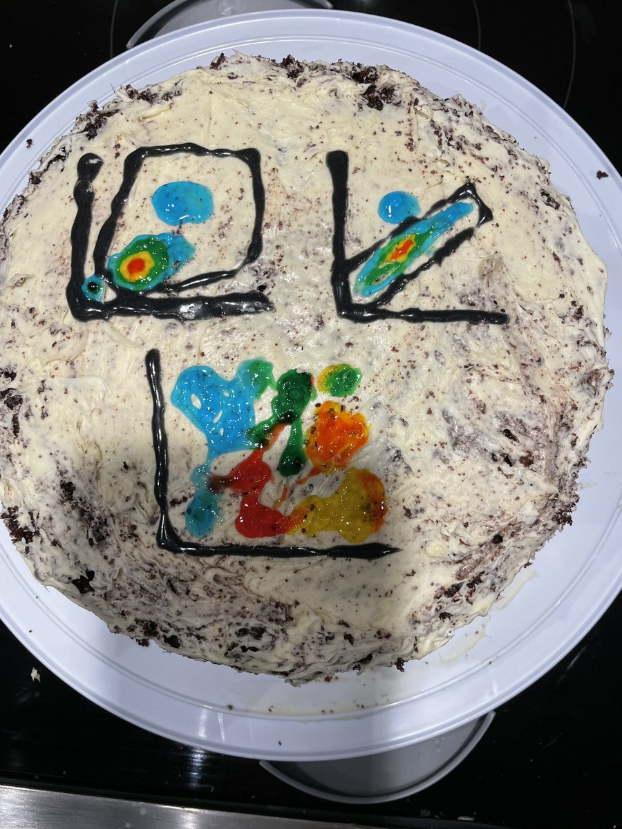 Miranda Yu (@miranda_wyu) on Twitter photo So I saw this on Twitter and it’s my lab mates birthday (who is currently in the trenches of flow analysis) so naturally, I had to make this cake!
Anyways <a href="/LysDesharnais/">Lysanne Desharnais</a> I hope your UMAPs and tiSNEs turn out nicer than this one did 😂 So I saw this on Twitter and it’s my lab mates birthday (who is currently in the trenches of flow analysis) so naturally, I had to make this cake!
Anyways <a href="/LysDesharnais/">Lysanne Desharnais</a> I hope your UMAPs and tiSNEs turn out nicer than this one did 😂