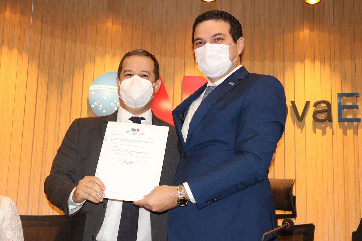 OABPI's tweet photo. O Presidente da OAB Piauí, Celso Barros Coelho Neto, empossou a nova Diretoria da Ouvidoria da Seccional para o triênio 2022-2024. A cerimônia aconteceu na manhã desta terça-feira (18/01), no auditório da Nova Escola Superior de Advocacia (ESA). 🔗 https://t.co/k2RqDT9BZt https://t.co/7qim2IXUew