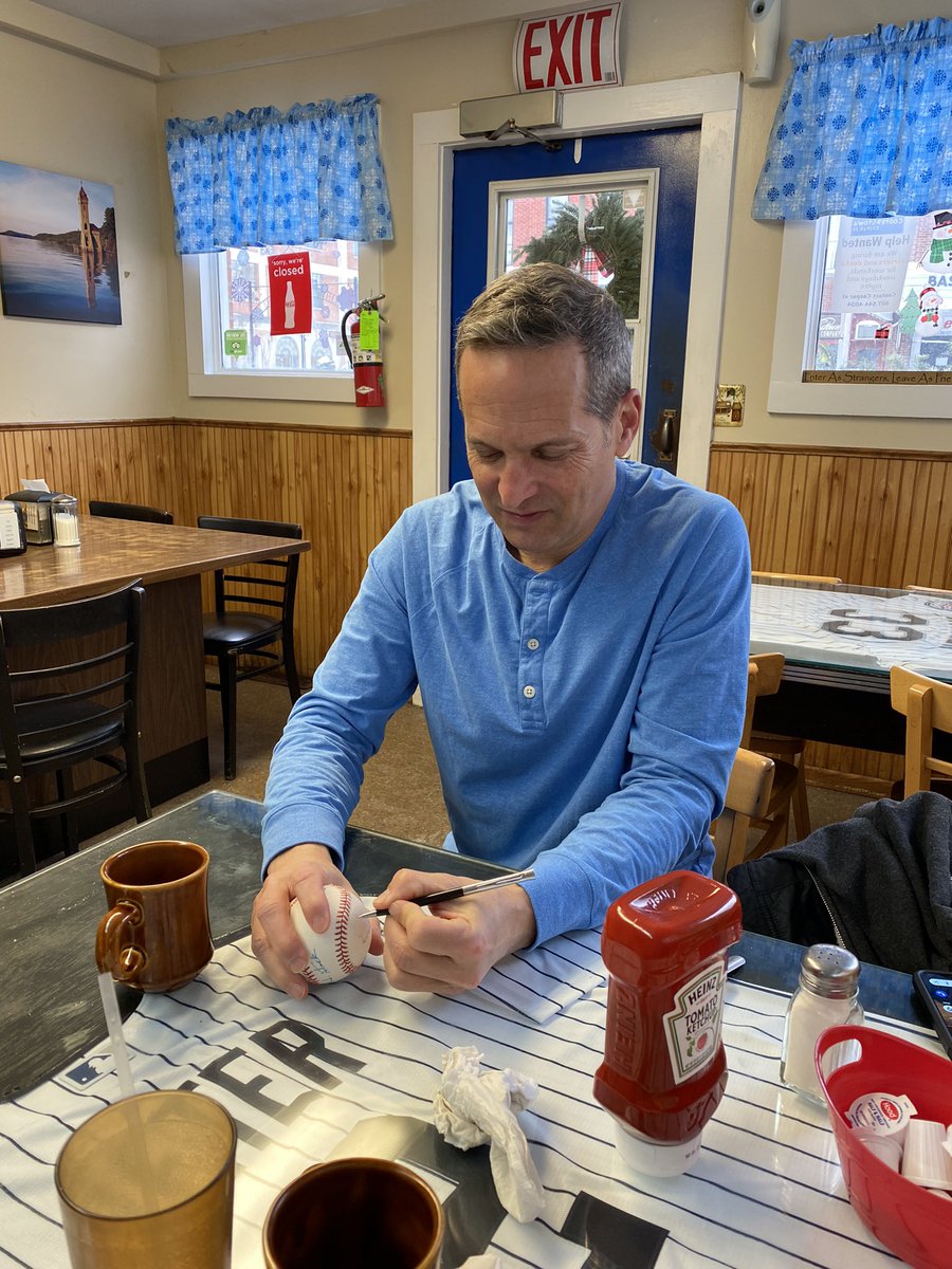 Josh Rawitch tweet media