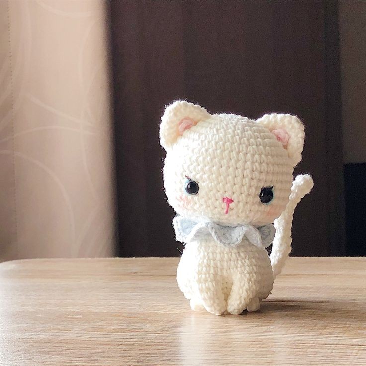 ar_atelie's tweet photo. ⠀ ⠀· Pedido: Cupcake, macarrons, com pina colada e Amigurumi de gatinho branco. 

⠀⠀⠀ ⠀◟ꕤ · De: Who knows
⠀⠀⠀ ⠀◟ꕤ · Para: @fayspells

⠀⠀⠀ ⠀◟ꕤ · Mensagem: "Você é importante." https://t.co/e1iSjuQEnT