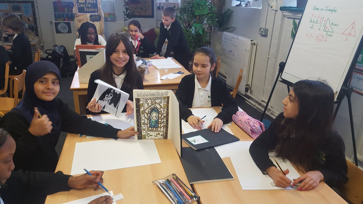 Yr6OakWoodhill's tweet photo. Brilliant @Yr6OakWoodhill working through 'problems' and developing those step by step processes to find solutions... https://t.co/Y5aKXyTo2U