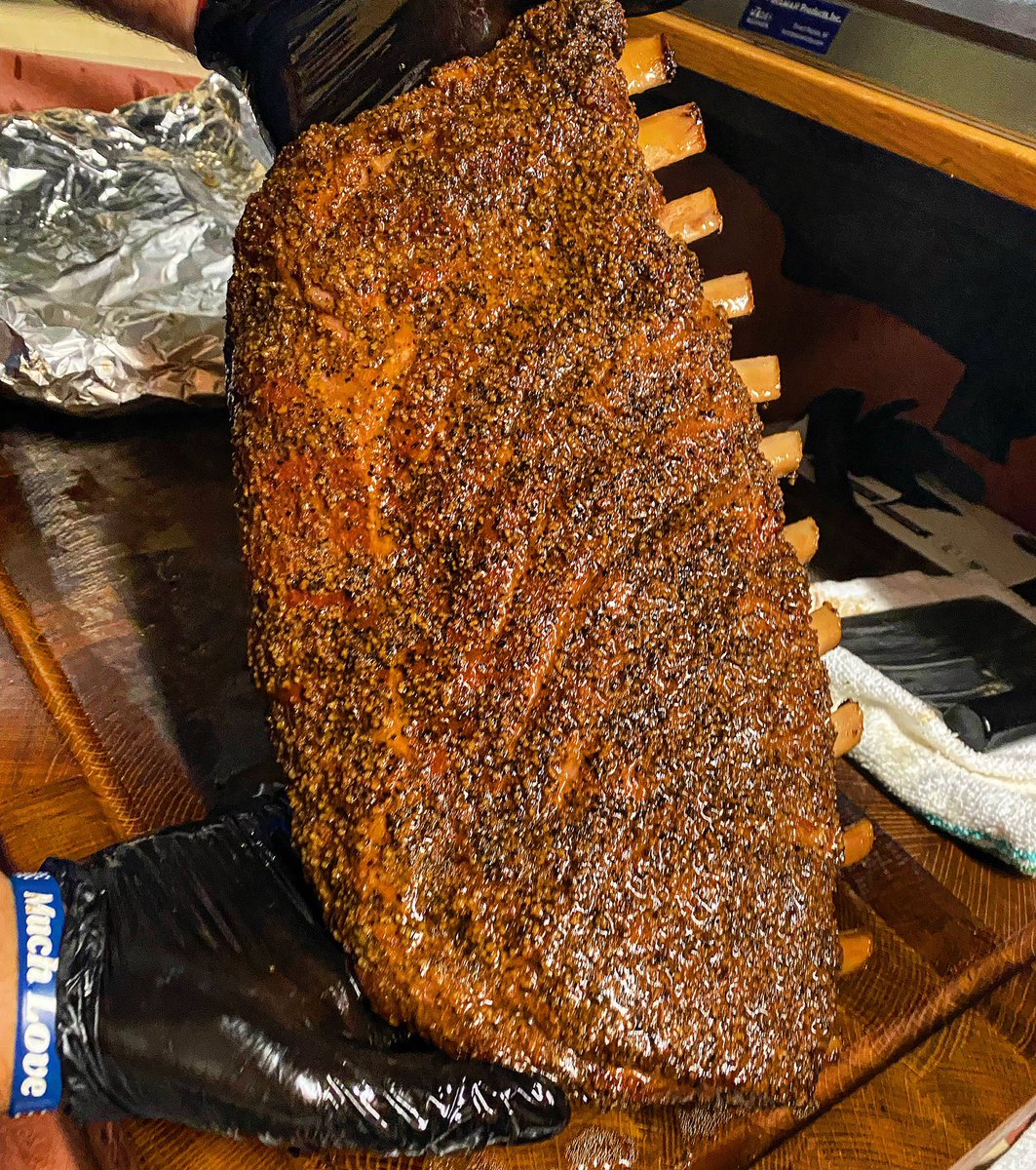 The gift that keeps on giving! Beautiful racks of full spares for just $30. Every Wednesday like clockwork. It’s rib:30 y’all. Come get yours. #saltpepperandawholelottaprayer #tmbbqtop50