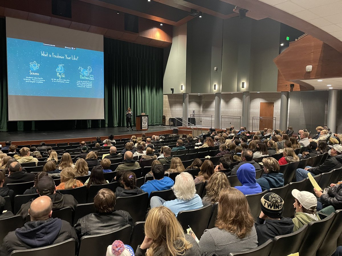 Great night hosting the class of 2026 helping them through the registration process. #HuskyNation