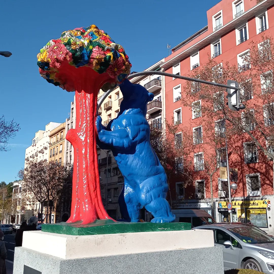 gourmad4's tweet photo. Encantados de tener este maravilloso #osomadrileño en el barrio #chamberi (esquina de Jose Abascal/Santa Engracia).
Y sólo a 100m de los mejores #sándwiches de la ciudad 😋.
#madridmola #chamberimola #madridlife #madridfood #realfooding #comidacasera #comidasana #foodiesmadrid https://t.co/zegI6PZrQV