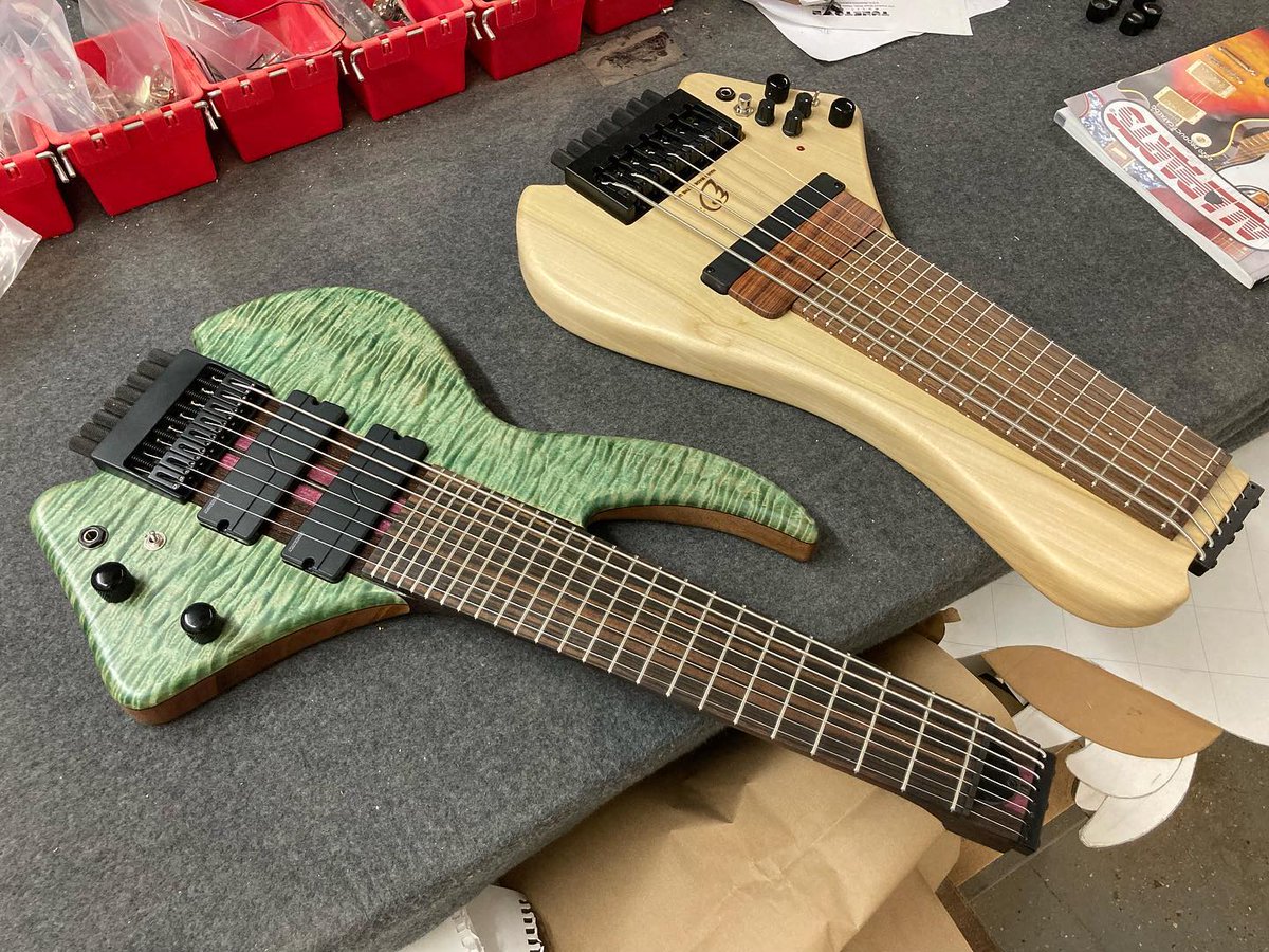 apollonmusic's tweet photo. 【新潟店】トラベル用の域を完全に脱している
WingInstruments。の中で特に人気なのがClassicBassシリーズ。
プレイヤーの新たなスタイルを引き出してくれます。
現在オーダー中。早く来ないかぁ🤤
#WingInstruments #トラベルギター #トラベルベース

https://t.co/DxaC09BJMp https://t.co/zzeyXg89bi