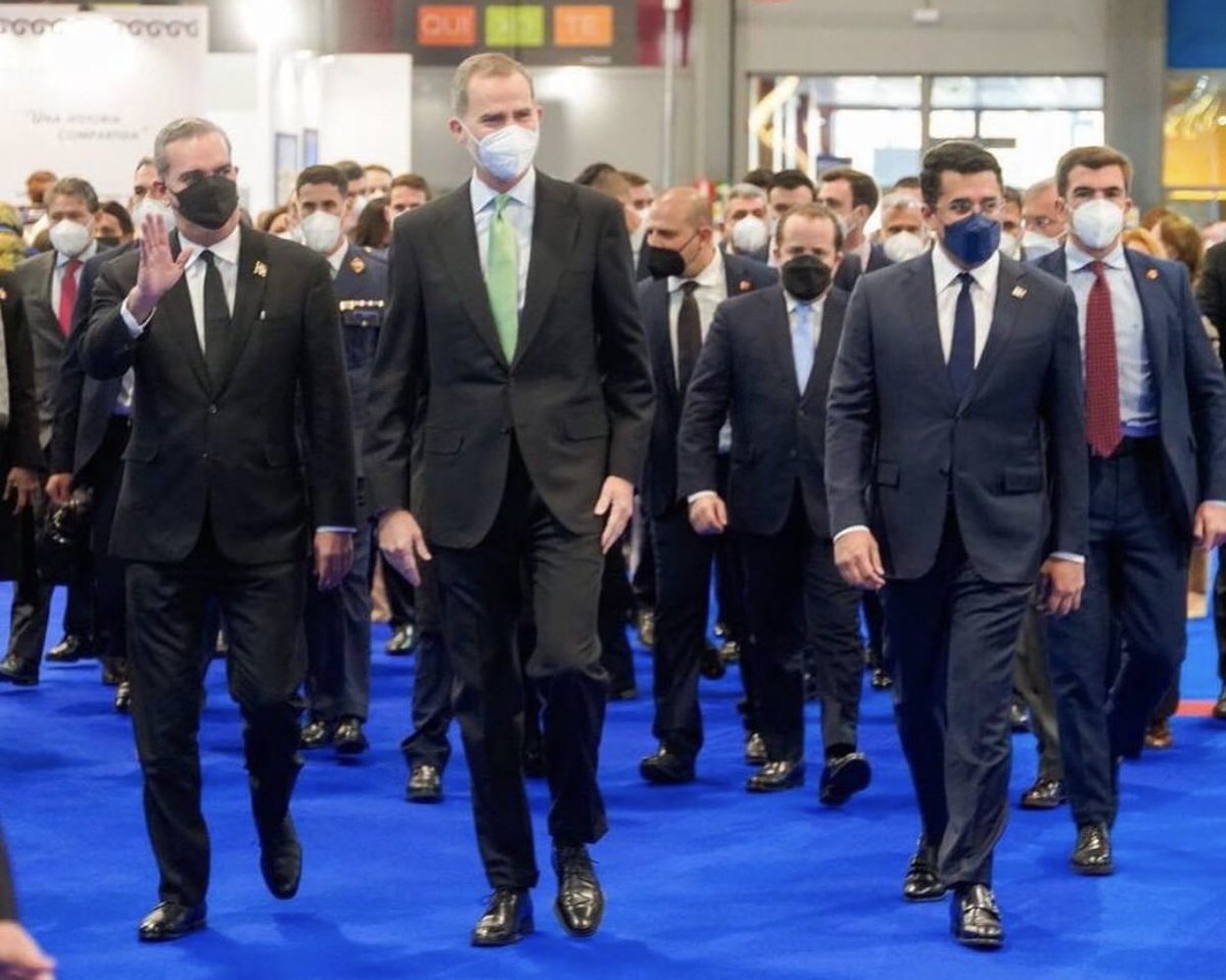 ¡HOLA! R.D. tweet media