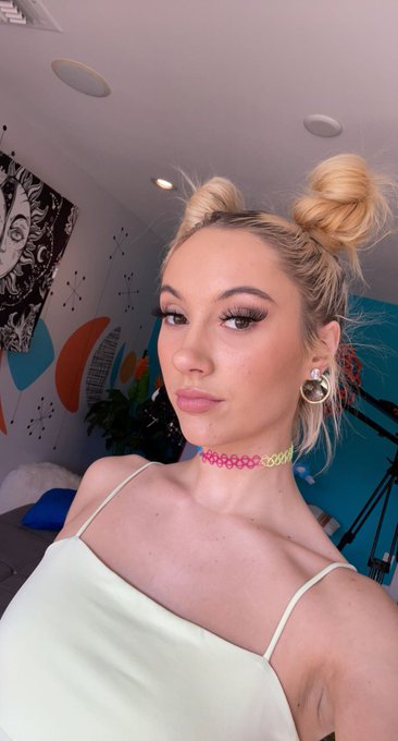 No filter wooooo  Had so much fun shooting with @VRHush the vibes were ✨immaculate✨ https://t.co/W6H