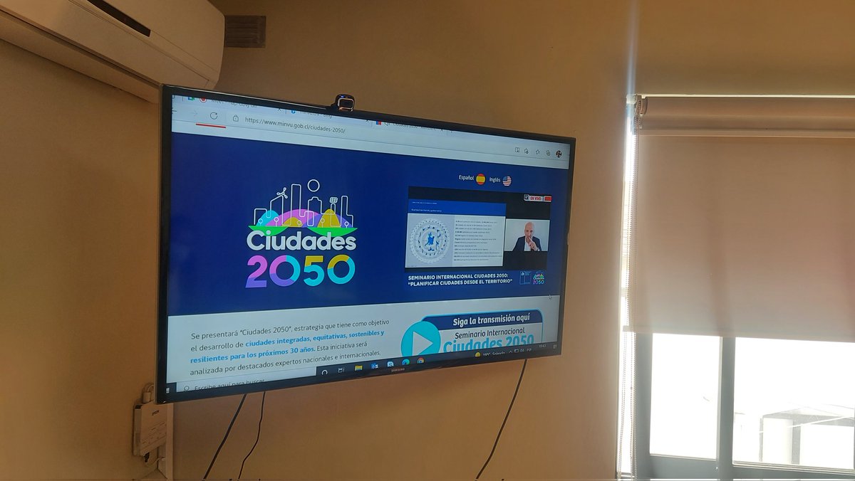 ServiuCoquimbo's tweet photo. Nuestro Director @ServiuCoquimbo @O_GutierrezS siguiendo la transmisión del Seminario Internacional #Ciudades2050 que presenta estrategia de planificación urbana de largo plazo del @Minvu a través del análisis de expert@s nacionales e internacionales https://t.co/YTYFwuDF5v