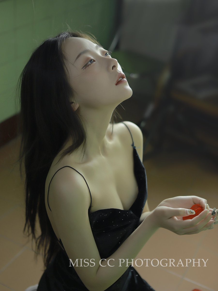 倘若没有过度欢喜
就不会有极度的悲伤

摄影/@misscc520 https://t.co/zeCHZAkov4