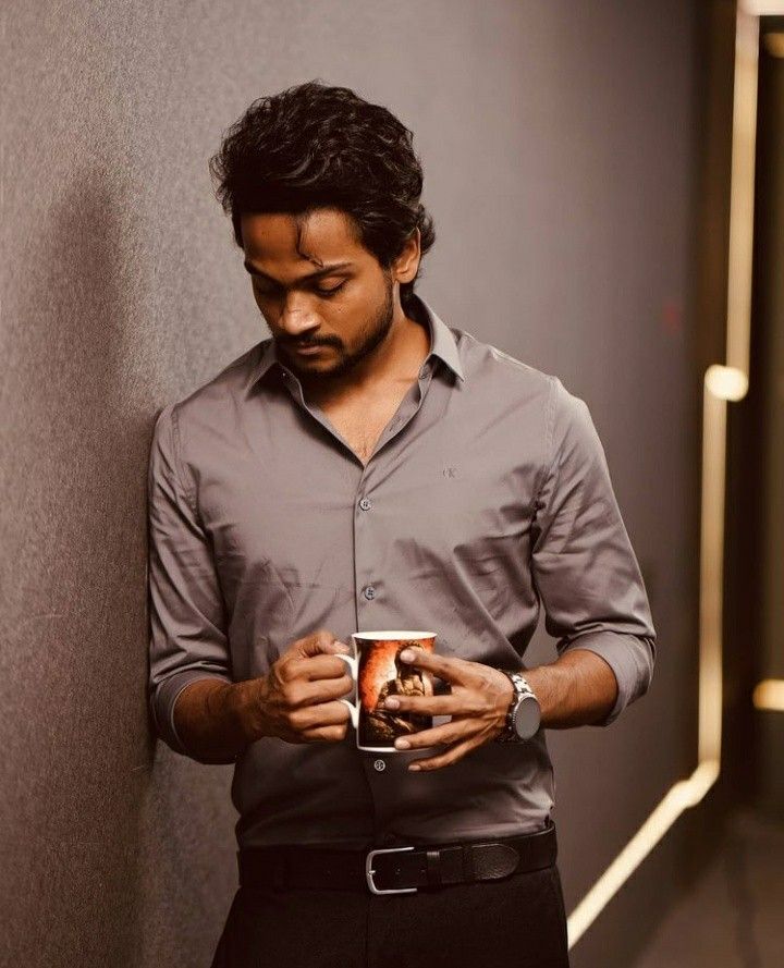 DivyaAnusha8's tweet photo. The best revenge is massive success.
#AgentAnandSantosh
#Shannu https://t.co/70YzI7kAJa