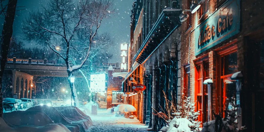 PROMPT: Trying to get their thoughts in order, your protagonist is walking down this street late at night. What's bothering them? Is it something in the past? Or are they anxious about something that may happen in the future? #WritingCommunity