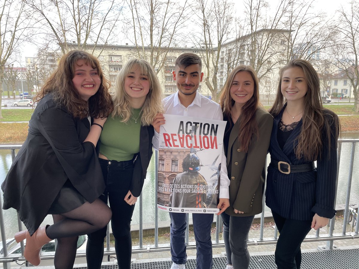 MS_Strasbourg's tweet photo. Pour 2022, l'équipe qui représentera le campus de Strasbourg au #MSGChallenge, et présentera sa proposition pour la fédération française des sapeurs-pompiers de France, est l'agence Dotcom ! 
Félicitations ! Direction Paris le 30 mars prochain 🚀 https://t.co/Kk4Cq8rQj0