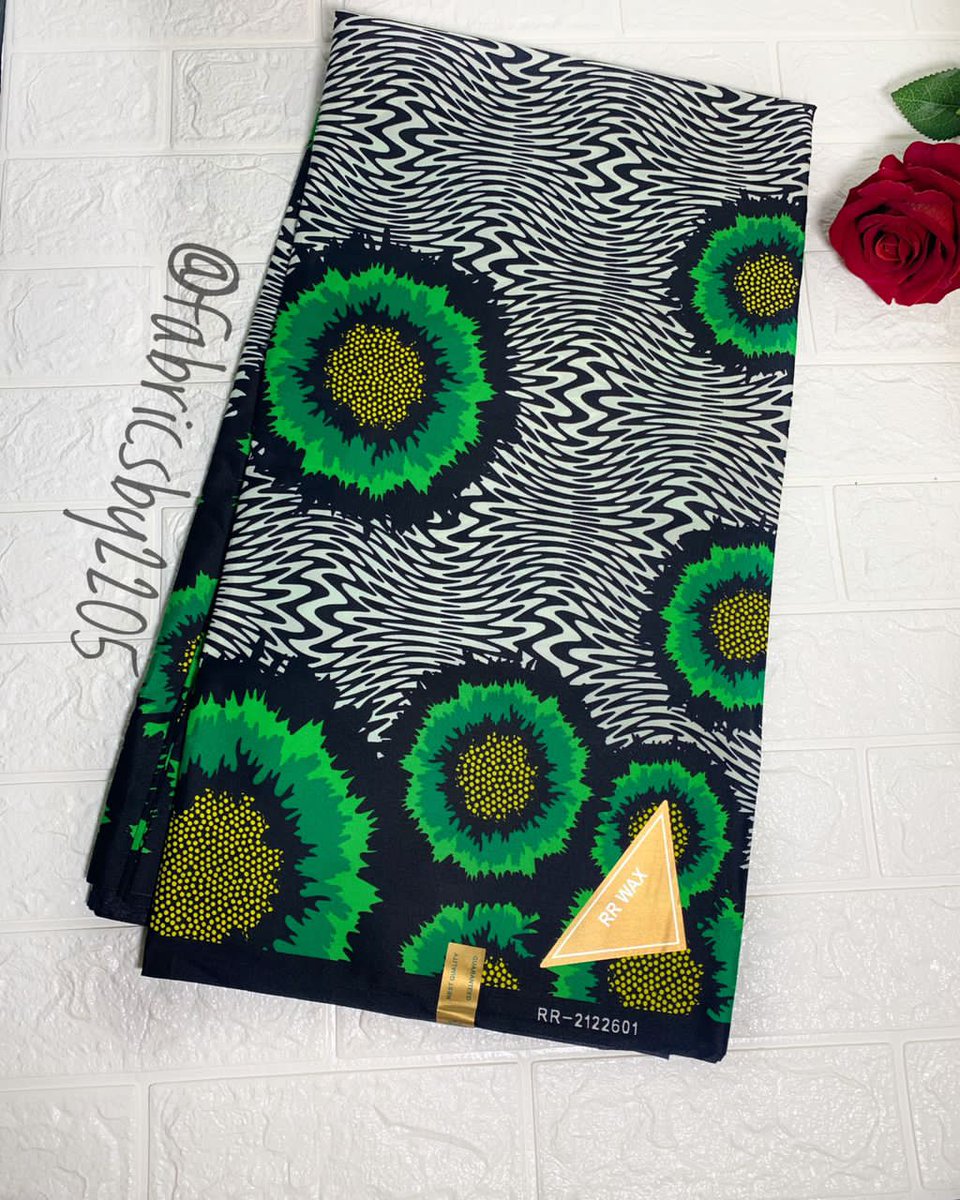 dabimps_01's tweet photo. You can get any fabrics of your choice at affordable prices, send a dm now

Also I outsource for asoebi for any occasion u might be planning and don't want to stress yourself by going to the market send a dm and you won't regret it https://t.co/swuZKJoBRl