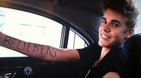 RubyReigns3's tweet image. Happy #BeliebersDay 💜
We are more than just a fandom, we are family! Couldn't be more happier to be a part of a fandom that supports each other and Justin like us Beliebers do. We can be crazy, but we'll do anything for our love... Justin Bieber