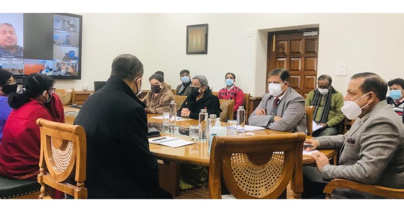 DrJitendraSingh's tweet photo. Interacted through video conference with employees "Working From home" and also officers and staff who are in quarantine or infected by COVID-19. Inquired about the well-being of each one of them and also shared their experience as well as suggestions. https://t.co/NPMYN3Y87R