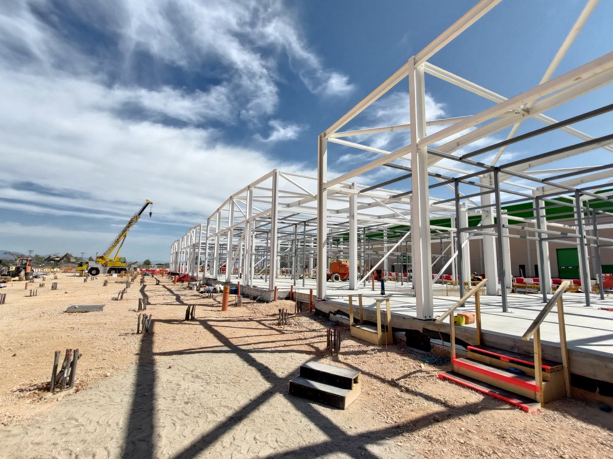 ac_plc's tweet photo. Another #beautiful onsite photo ☀

If you are interested in what AC Plc has to offer, please contact ✉ socialmedia@acplc.net or, alternatively 📞 01234765552. 

#acplc #steel #steelframe #blue #bluesky #sun #sunshine #photogrpahy #machinery #construction #shadow #photo #onsite https://t.co/REkPoKMgXY