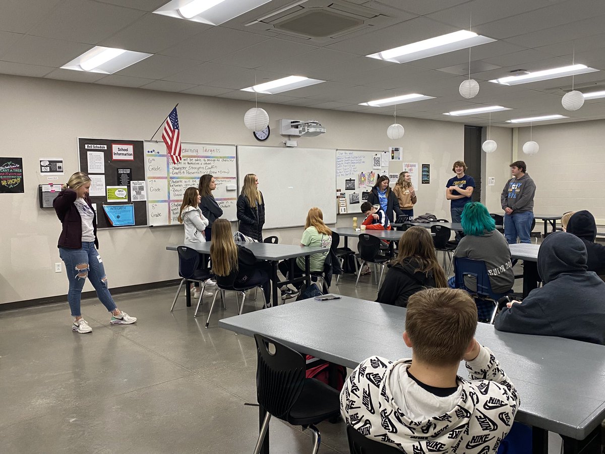 TSMSAD's tweet photo. Thank you @troyffa for visiting Ms. Lilley’s class at @TroySouthMiddle today!! #TroySouth #proud2br3 #TitanStrong #TitanPride #TSMSRocks #TroyFFA https://t.co/wyIs3JlcKp