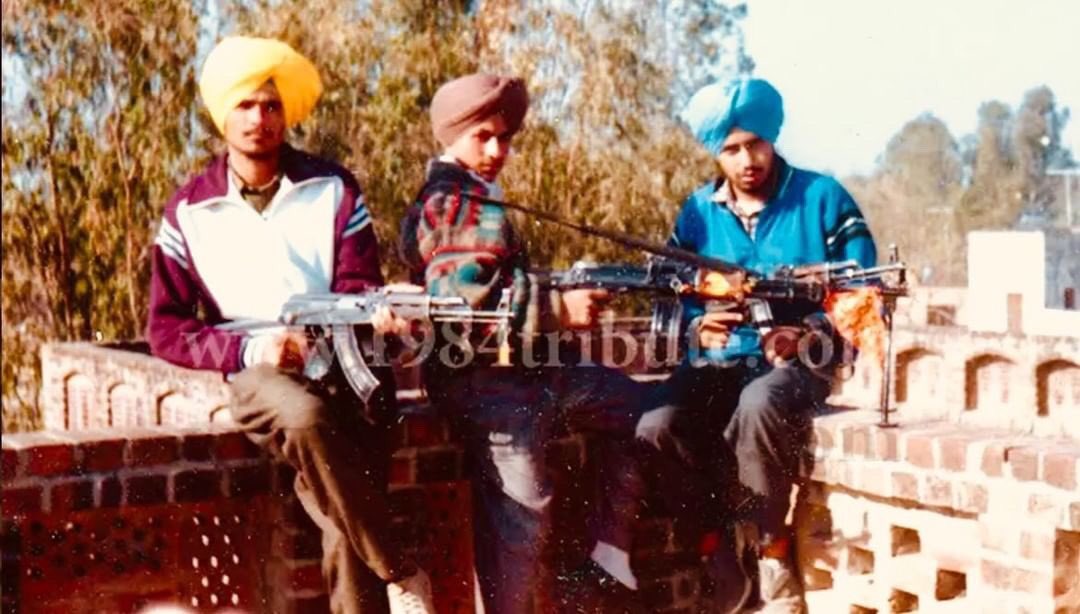 manvirsyngh's tweet photo. ਉਮਰਾ ਦੇਖ ਪ੍ਰਧਾਨ ਨਿਰੀ ਅੱਗ https://t.co/cvVlBMm9Yf