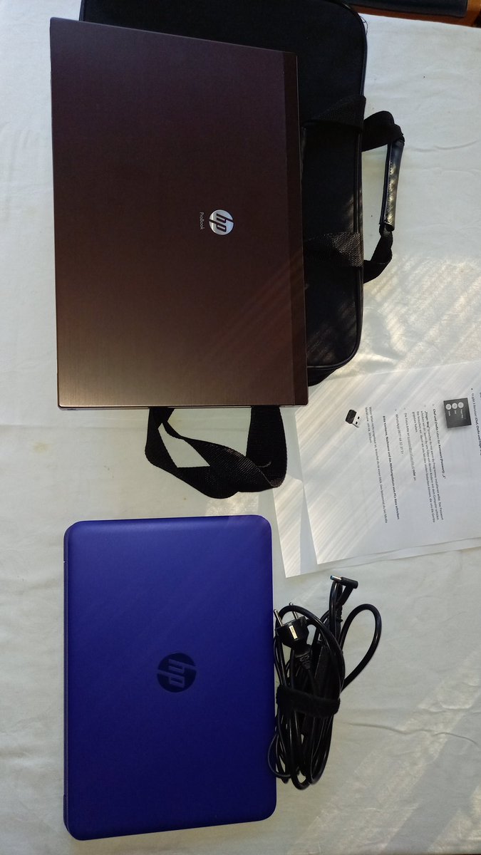 Gestern wieder 2 Laptops in Graz im Namen von "PCs für alle" übergeben...:-) <a href="/PCsfueralle/">PCs für alle - www.pcsfueralle.at</a>