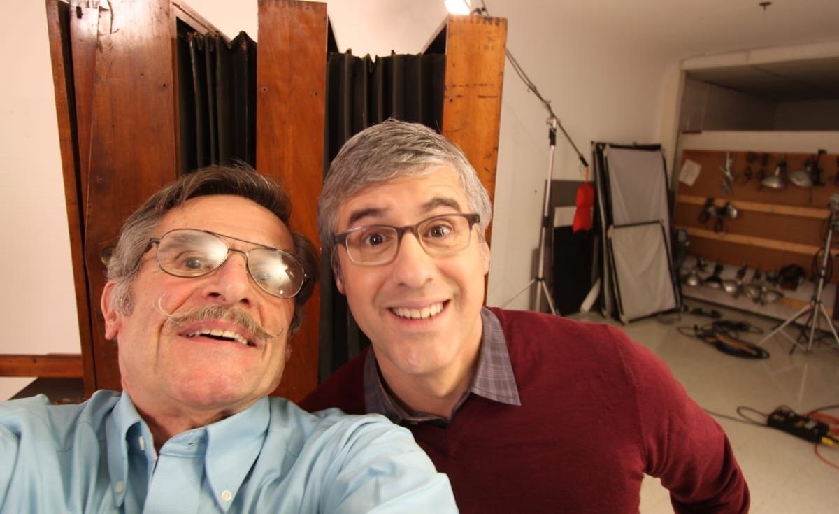 thehenryford's tweet image. How do you put a selfie in a museum’s collections? Like this! Our photographer Rudy Ruzicska snapped this selfie with @CBSInnovationTV host #MoRocca while on set; today it’s in our digital collections. #MuseumSelfieDay 

@MichiganMuseums @HistSocietyMI @MuseumSelfieDay