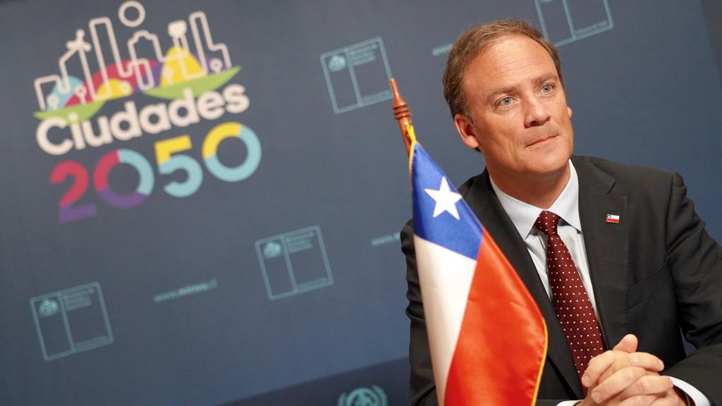 ¿Sabías que más de la mitad de la población mundial vive en ciudades? ¿Que en Chile cerca del 90% vive en centros urbanos, ocupando un 0,4% del territorio, pero generando un 75% del PIB? Estos datos demuestran que es muy necesario crear una iniciativa como #Ciudades2050.ABRO HILO