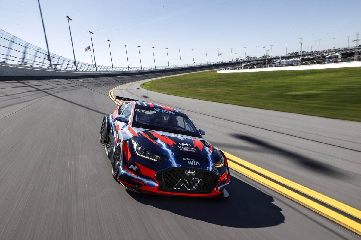 IMSA tweet media