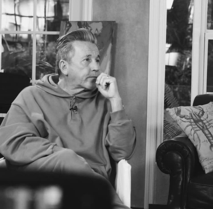 Les deseamos un Feliz Miércoles! 😉

📷 <a href="/montanertwiter/">Ricardo Montaner</a>