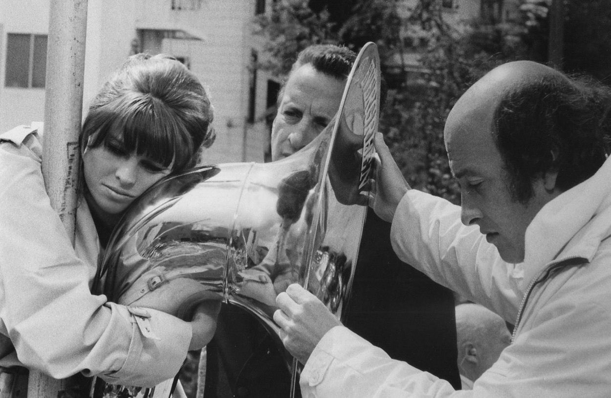 Happy 90th birthday to Richard Lester - here directing Julie Christie and George C Scott in 1968 s great Petulia 