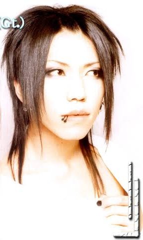 Harukigaze's tweet photo. Happy birthday Aoi Koneko-chan Superstar!!! #HappyBDayAoi ❤️🎂🎂❤️ https://t.co/mrDZHdx6sW