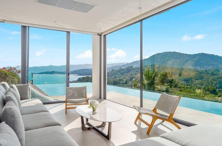 The picturesque vista can be enjoyed from this elegant living room at Villa 17. This villa is in an elevated position on the Samujana estate with breathtaking views. Looking for an island escape? To book, email reservations@samujana.com
#samujana #Thailand