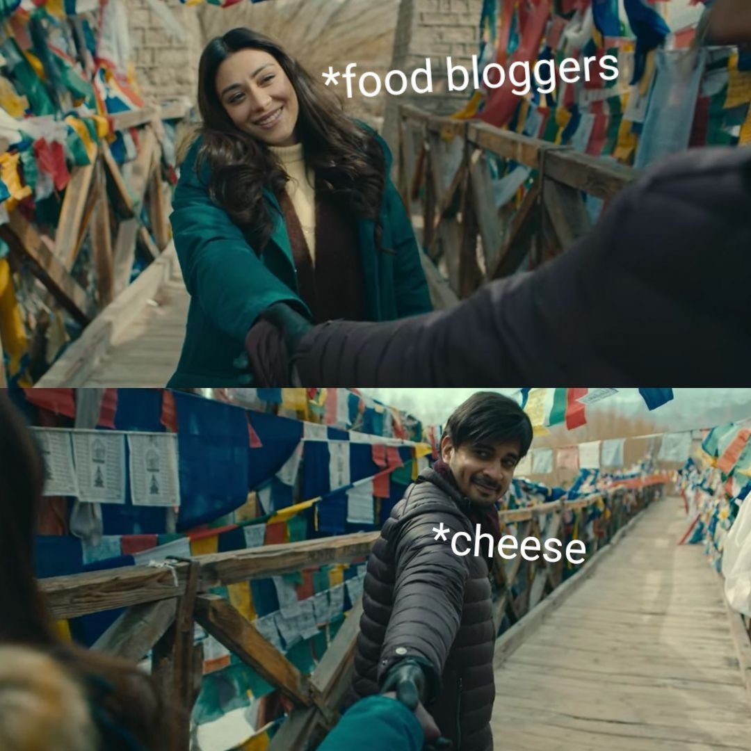 _anu_shika's tweet photo. Food bloggers nowadays-: https://t.co/rTcjBHxVkM