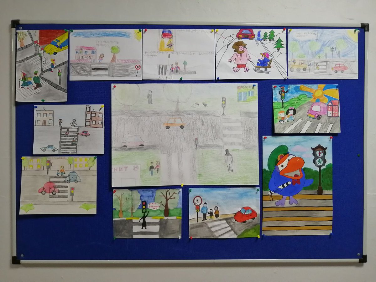 В МБОУ Школе № 123 прошёл конкурс рисунков "Внимательный пешеход" 🚦🚦🚦Ребята представили работы, посвящённые правилам поведения на пешеходном переходе. Участие приняли ученики 1-7 классов.