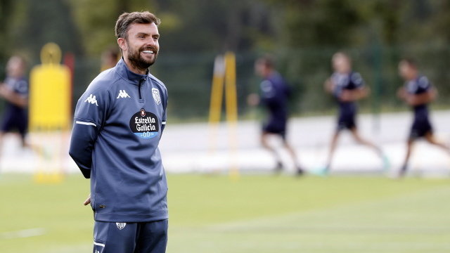 ❤️🤍⚡️ Hoy vuelve #LaLiga para nuestro profesor <a href="/RubenAlbes/">Ruben Albes</a> y el <a href="/CDeportivoLugo/">Club Deportivo Lugo 🪓</a>

La <a href="/U_D_Almeria/">UD Almería</a>, líder, visita el Anxo Carro. ¡Mucha suerte, míster! ¡Vamos, Lugo! 💪

📸 El Progreso

#FamiliaCENTED #PrimeroTú