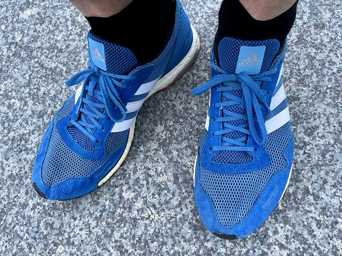 manfred_becker's tweet photo. Heute ist so ein Tag, an dem man in #Berlin Farbe(n) bekennen muss. Ich habe ein Herz für die Kleinen, also Blau-Weiß! 💙🤍 #BigCityClub 😍 @BigCityClubBSC @HerthaBSC
#HaHoHe, #Hertha #BSC! #BSCFCU #DFBPokal

https://t.co/IIg13rTL0n https://t.co/qjJxOGOu3K