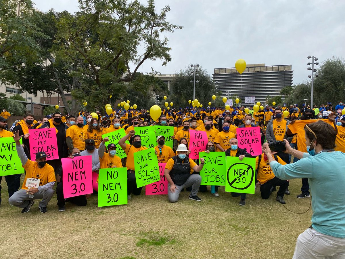 greentech_renew's tweet photo. We are so proud of our teams on the west coast for coming together to #savesolar and protest recently proposed changes to NEM 3.0. Check out these awesome pictures from the rally! Keep the pressure on by emailing Gov. Newsom at https://t.co/4AhpmdsQWD #cedgreentech #gosolar https://t.co/JEdH2ieWfK