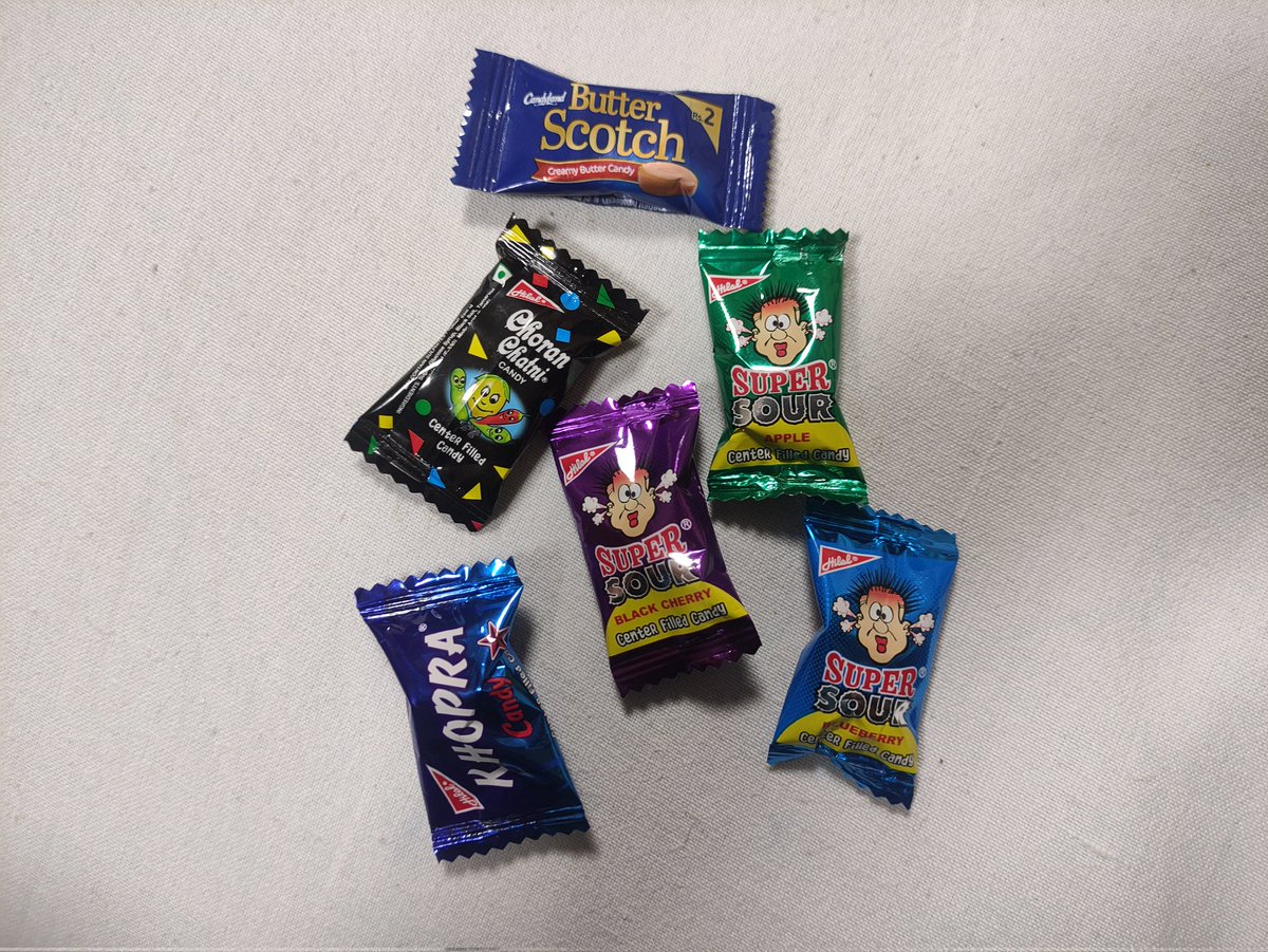 ItsMadDar's tweet photo. You see candies, I see my whole childhood in this picture. https://t.co/jmqpQ3IvIl