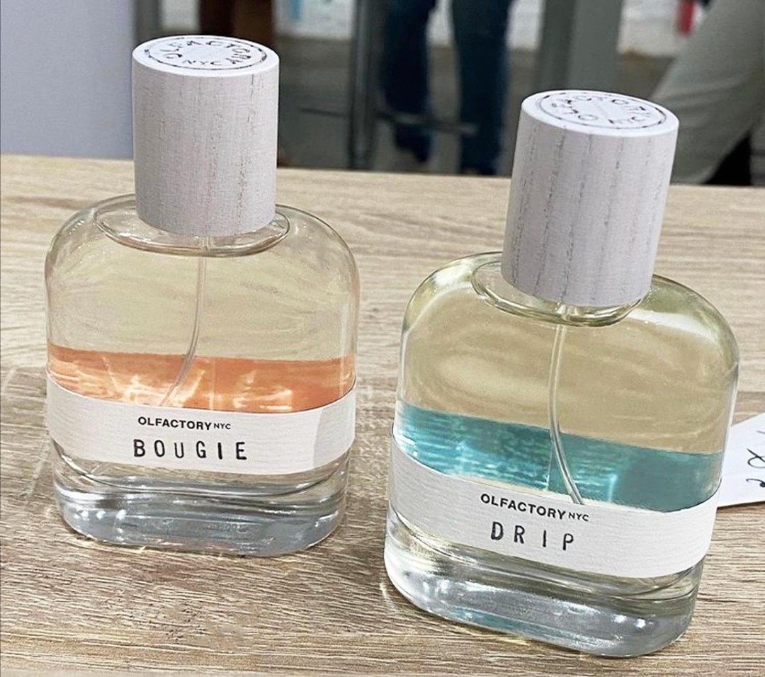 Book an appointment today to make a customized fragrance: airbnb.com/experiences/42…

📸: @olfactorynyc

#shopconsortium #olfactory #nyc #customfragrance #perfume #fragrance #sustainable #crueltyfree #perfumelovers