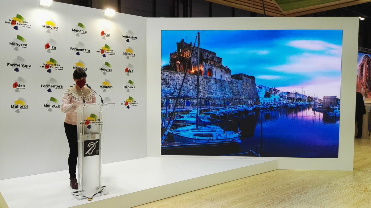 MiradasViajeras's tweet photo. Enjoy Ciutadella es la gran apuesta de esta localidad de @TurismoMenorca que busca cautivar al visitante con un variado programa de actividades para disfrutar en familia. Lo cuenta su alcaldesa, Joana Gomila, en @fitur_madrid . #RVcontigo @RVEDIPRESS #MiradasViajerasenFITUR https://t.co/PidstYXnTW