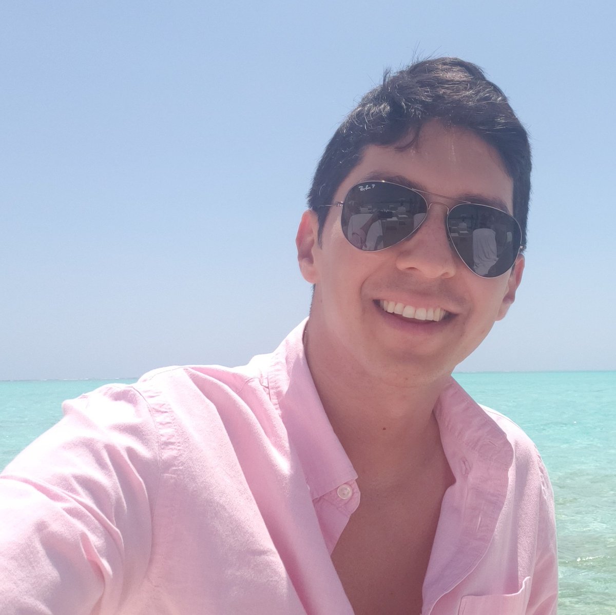 idtorop's tweet photo. #NuevaFotoDePerfil https://t.co/DYvyHmlfpC