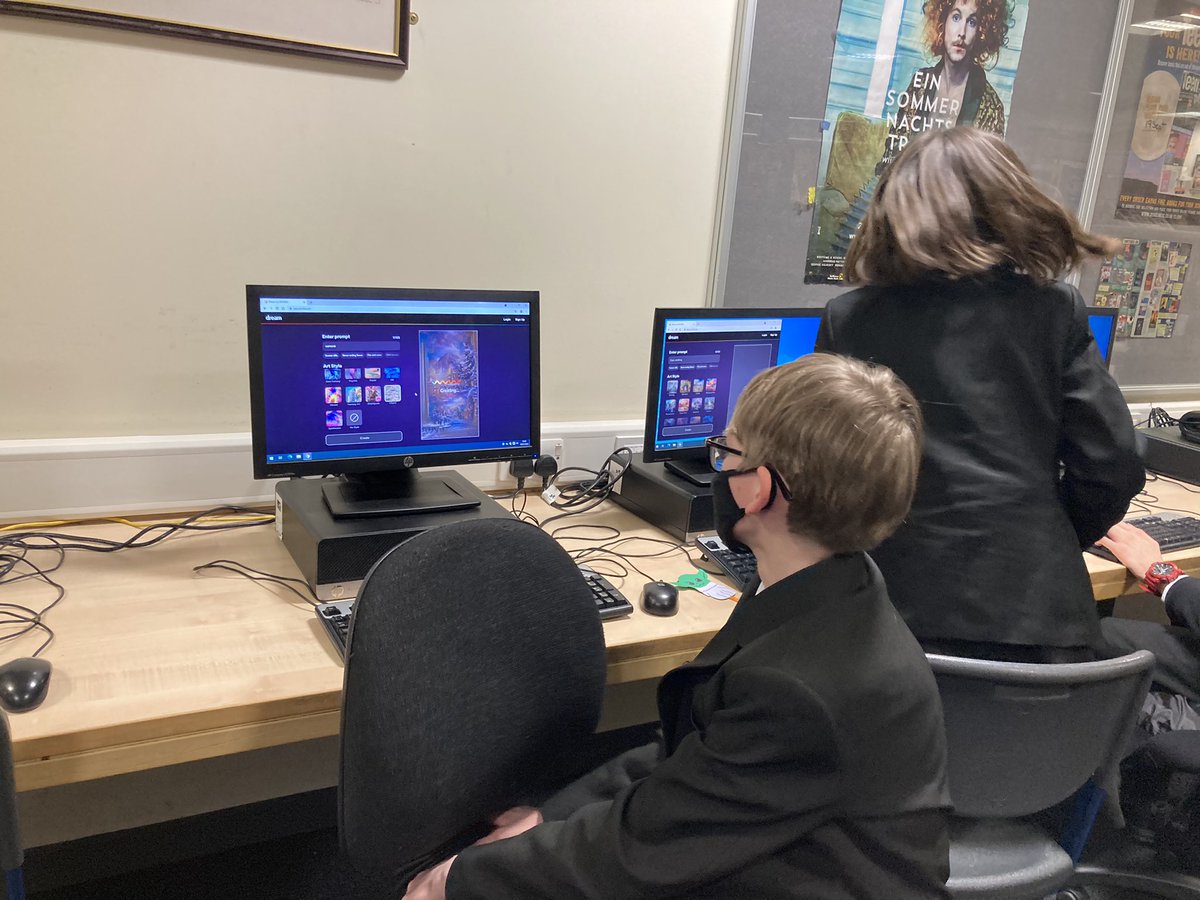 WilliamwoodLib's tweet photo. Lots of #scifi fun today at #pagemasters https://t.co/PzYaB5kkMA
