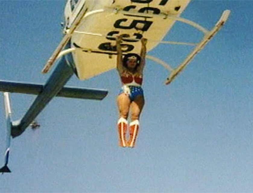 RealLyndaCarter's tweet photo. When you’re late for work and traffic is bad… https://t.co/Lu5Jcysqhh