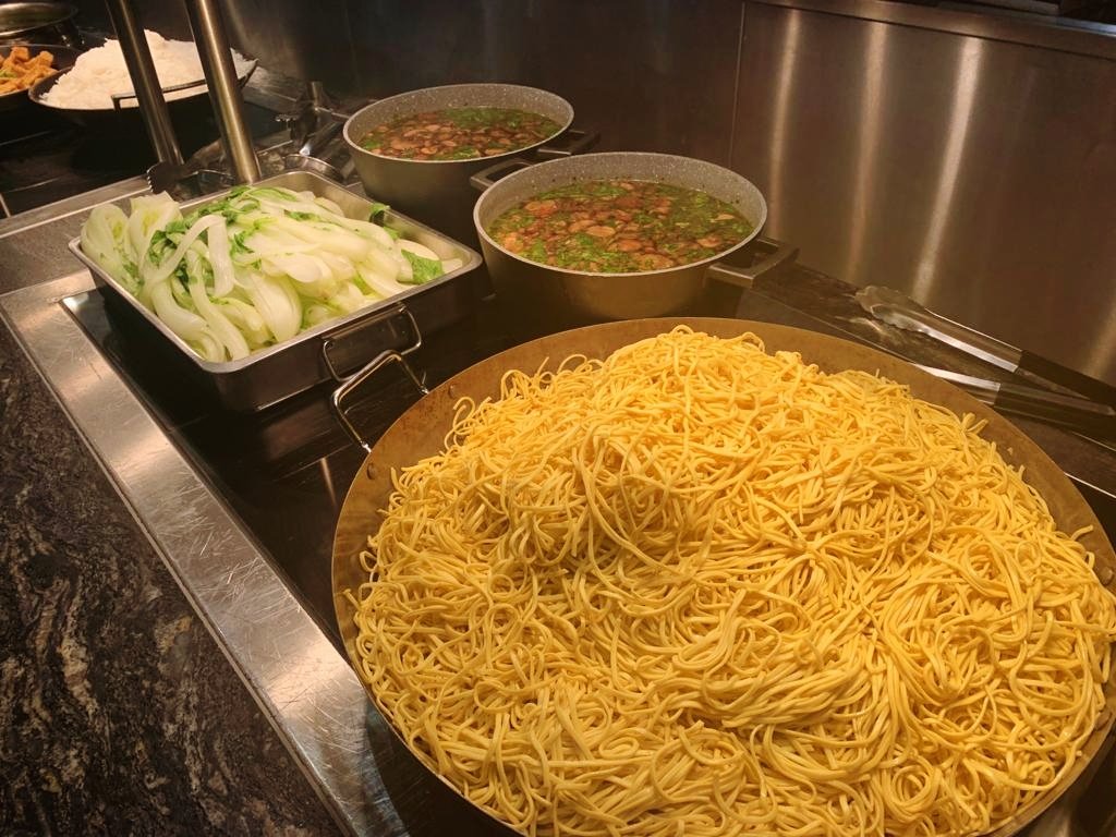 Vegetarian/vegan offers <a href="/MillfieldSenior/">Millfield School</a> #HealthyEating <a href="/ChartwellsInd/">Chartwells Independent</a>